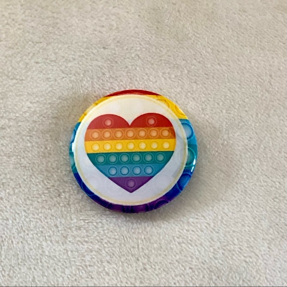 I.5 inch this girl is poppin’ pin back button set - Picture 4 of 4